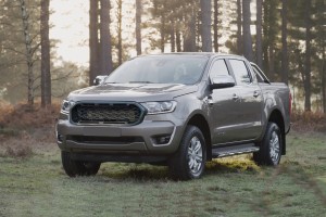 FORD RANGER T6 2019+ LIMITED GRILL PRZEDNI ATRAPA