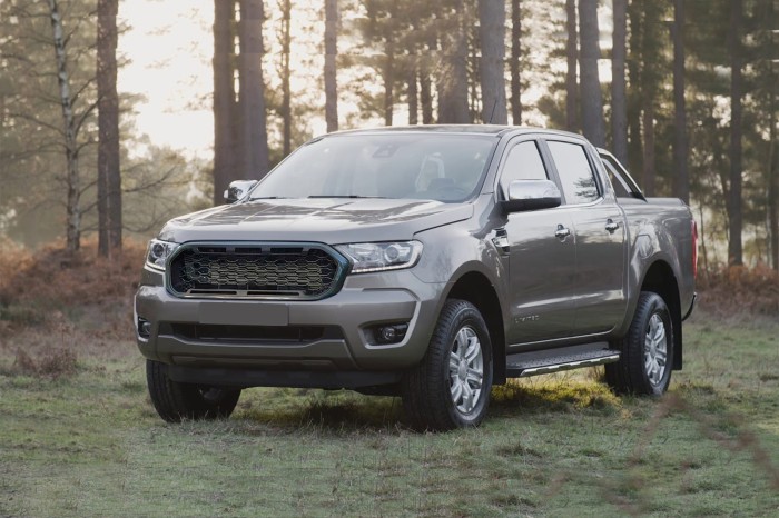FORD RANGER T6 2019+ LIMITED GRILL PRZEDNI ATRAPA