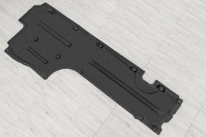 BMW SERIA 5 VI F10 SEDAN 2010-2016 MATERIAŁOWA OSŁONA PODWOZIA PRAWA 51757207268