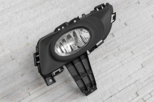 MAZDA 3 I BK 2006-2009 PO LIFTINGU LAMPA PRZECIWMGIELNA PRZEDNIA LEWA BN8V-51-690