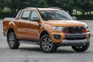 FORD RANGER T8 2019+ TUNINGOWY GRILL STYLIZACJA NA FORD RANGER THUNDER