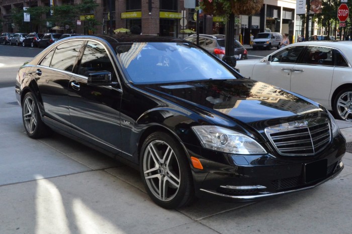 MERCEDES S-CLASS W221 2005-2013 CHROMOWANA LISTWA PRZEDNIEGO ZDERZAKA PRAWA A2218850221