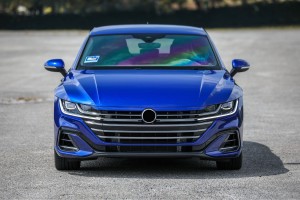 VOLKSWAGEN ARTEON 2017+ R-LINE SPOILER DOKŁADKA PRZEDNIEGO ZDERZAKA 3G8805903A