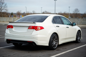 HONDA ACCORD VIII 2007-2012 SEDAN SPOILER TYLNY CZARNY LAKIEROWANY PIANO BLACK