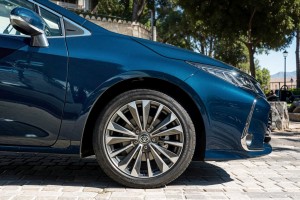 TOYOTA COROLLA XII E21 2019+ SEDAN BŁOTNIK PRZEDNI PRAWY 5380102350