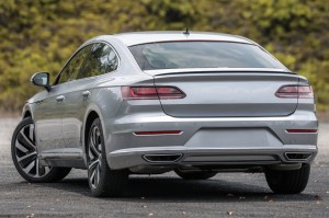 VOLKSWAGEN ARTEON 2017+ SPOILER TYLNY CZARNY LAKIEROWANY PIANO BLACK