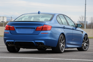 BMW SERIA 5 F10 2010-2017 SPOILER TYLNY CZARNY LAKIEROWANY PIANO BLACK