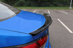 TOYOTA COROLLA XII E21 2019+ SEDAN SPOILER TYLNY CZARNY LAKIEROWANY PIANO BLACK