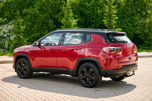 JEEP COMPASS II MP 2017-2026 LISTWA BŁOTNIKA TYLNA LEWA CZĘŚĆ TYLNA 5UP19RXFAC