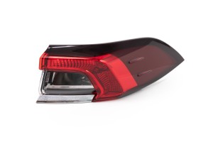 TOYOTA COROLLA XII E21 2019+ SEDAN KAROSERYJNA LAMPA TYLNA PRAWA 8155102D10