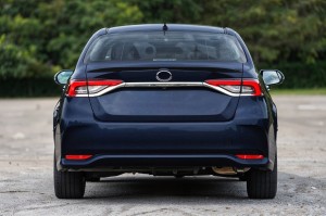 TOYOTA COROLLA XII E21 2019+ SEDAN KAROSERYJNA LAMPA LED TYLNA PRAWA 8155002D21