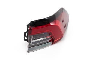 TOYOTA COROLLA XII E21 2019+ SEDAN KAROSERYJNA LAMPA LED TYLNA PRAWA 8155002D21