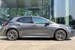 TOYOTA COROLLA XII E21 2019+ HATCHBACK DRZWI PRZEDNIE PRAWE 6700102550