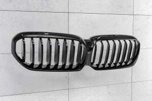 BMW SERIA 5 G30 2021-2024 PO FACELIFTINGU GRILL PRZEDNI CZARNY NERKI POD KAMERĘ 51129852169