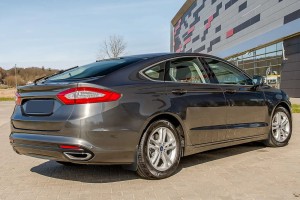 FORD MONDEO MK5 V 2014-2019 SEDAN PRZED FACELIFTINGIEM SPOILER TYLNEGO ZDERZAKA DS7Z17K922CA