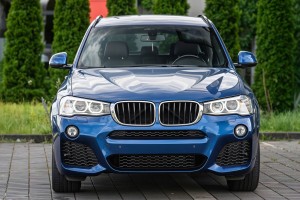 BMW X4 F26 2014-2018 M-PAKIET KRATKA ŚRODKOWA PRZEDNIEGO ZDERZAKA GÓRNA 51118056936