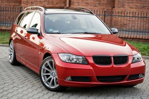 BMW SERIA 3 E91 2004-2009 KOMBI PRZED FACELIFTINGIEM PRZEDNIA LAMPA PRZECIWMGIELNA PRAWA 63176948374