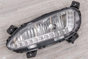 HYUNDAI SANTA FE III DM 2012-2015 PRZED FACELIFTINGIEM LAMPA PRZECIWMGIELNA + LAMPA DRL LED DO JAZDY DZIENNEJ LEWA 92201A1010