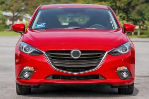 MAZDA 3 III BM 2014-2016 PRZED FACELIFTINGIEM LEWA ZAŚLEPKA HALOGENU KRATKA ZDERZAKA BEZ CHROMU BJE1-50C21
