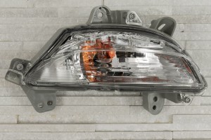 MAZDA 3 III BM 2014-2016 PRZED FACELIFTINGIEM MIGACZ / KIERUNKOWSKAZ PRZEDNI PRAWY B45A51350A
