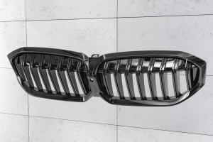 BMW SERIA 3 G20 2018-2022 PRZED FACELIFTINGIEM GRILL PRZEDNI CZARNY POŁYSK ATRAPA NERKI 51138072086