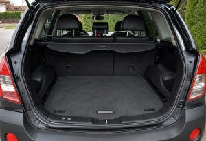 OPEL ANTARA 2006-2015 ROLETA BAGAŻNIKA CZARNA 96829406