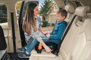 FOTELIK SAMOCHODOWY PODKŁADKA SIEDZISKO Z ISOFIX CZARNO-GRANATOWY R129 125-150 CM