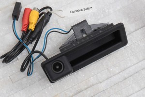 BMW SERIA 1 E82 E88 2007-2011 KAMERA COFANIA DYNAMICZNE LINIE KLAMKA KLAPY TYLNEJ