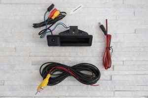 BMW SERIA 1 E82 E88 2007-2011 KAMERA COFANIA DYNAMICZNE LINIE KLAMKA KLAPY TYLNEJ