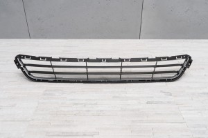 FORD FUSION MK2 II 2014-2022 ATRAPA KRATKA PRZEDNIEGO ZDERZAKA DOLNA Z CHROMOWANĄ LISTWĄ DS7Z17K945AB + DS7Z8419BA