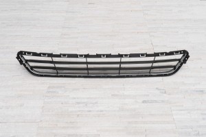 FORD FUSION MK2 II 2014-2022 ATRAPA KRATKA PRZEDNIEGO ZDERZAKA DOLNA Z CHROMOWANĄ LISTWĄ DS7Z17K945AB + DS7Z8419BA