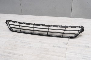 FORD FUSION MK2 II 2014-2022 ATRAPA KRATKA PRZEDNIEGO ZDERZAKA DOLNA Z CHROMOWANĄ LISTWĄ DS7Z17K945AB + DS7Z8419BA