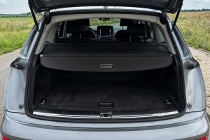 AUDI Q7 4L 2005-2015 ROLETA BAGAŻNIKA CZARNA 4L0863553