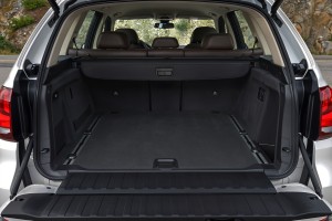BMW X5 F15 2013-2018 CZARNA ROLETA BAGAŻNIKA 51476972712