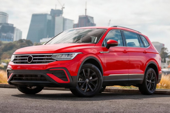 VOLKSWAGEN TIGUAN ALLSPACE 2020-2024 PO FACELIFTINGU CHLAPACZE