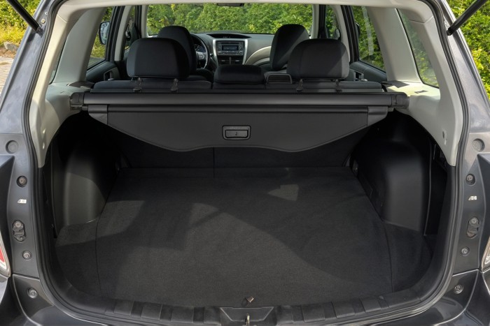 SUBARU FORESTER III SH 2008-2013 ROLETA BAGAŻNIKA CZARNA 65550SC002J