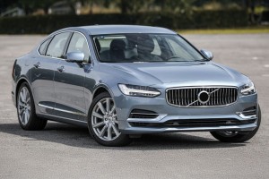 VOLVO S90 2016-2025 ALUMINIOWY BŁOTNIK PRZEDNI PRAWY 322771239