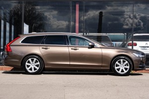VOLVO V90 2016-2025 ALUMINIOWY BŁOTNIK PRZEDNI PRAWY 31651913
