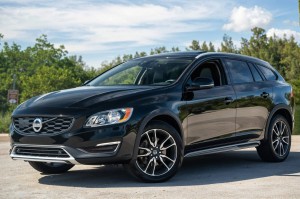 VOLVO V60 I CROSS COUNTRY 2014-2018 ALUMINIOWA MASKA PRZEDNIA 31335883