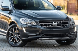 VOLVO XC60 I 2008-2017 STALOWY BŁOTNIK PRZEDNI PRAWY 31217976 