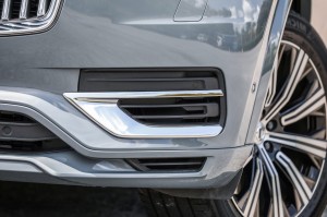 VOLVO XC90 II 2019+ PO FACELIFTINGU LISTWA KRATKI PRZEDNIEGO ZDERZAKA LEWA 31663539