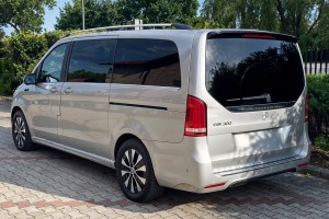 MERCEDES EQV N447 2019+ KAMERA COFANIA Z DIODAMI IR MONTOWANA W MIEJSCE ŚWIATŁA STOPU DYNAMICZNE LINIE