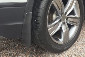 VOLKSWAGEN TIGUAN ALLSPACE 2017-2020 PRZED FACELIFTINGIEM CHLAPACZE