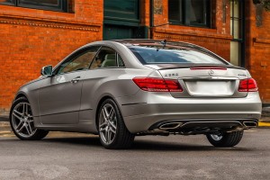 MERCEDES E-CLASS C207 COUPE 2010-2017 KAMERA COFANIA KLAMKA KLAPY TYLNEJ DYNAMICZNE LINIE