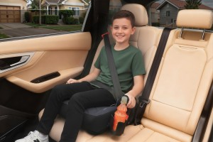 FOTELIK SAMOCHODOWY PODKŁADKA SIEDZISKO Z ISOFIX CZARNO-SZARY PIKOWANY R129 125-150 CM