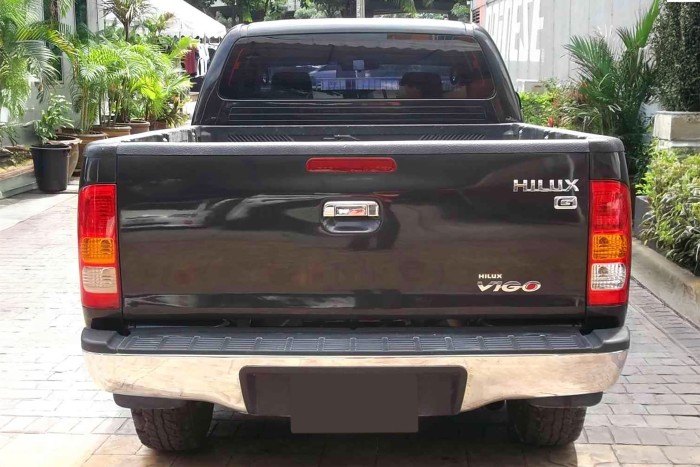 TOYOTA HILUX 2005-2015 CHLAPACZE