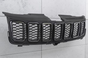JEEP GRAND CHEROKEE IV WK2 2017-2021 PO DRUGIM FACELIFTINGU GRILL PRZEDNI CZARNY 68258419AC 68317863AA