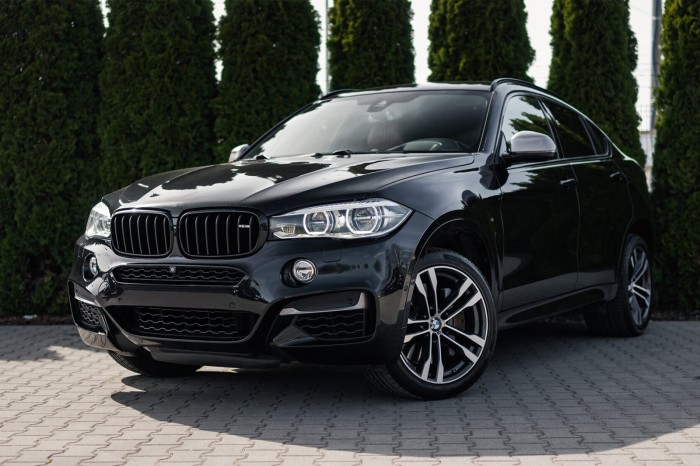 BMW X6 F16 2014-2019 GRILL PRZEDNI ATRAPA CHŁODNICY NERKI CZARNY POŁYSK 51712334710 / 51712334708