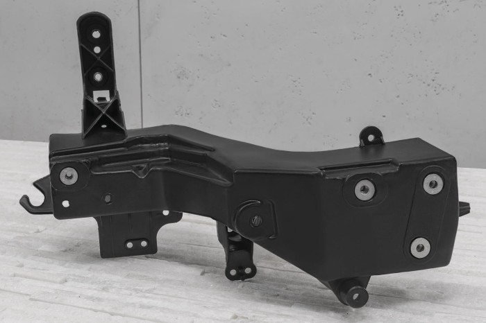 DODGE DURANGO III WD 2014-2020 PO FACELIFTINGU OKULAR PRZEDNIEJ LAMPY PRAWY 68223400AA