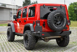 JEEP WRANGLER JK 2007-2018 KOŃCÓWKI ZDERZAKA TYŁ MODEL CALIFORNIA